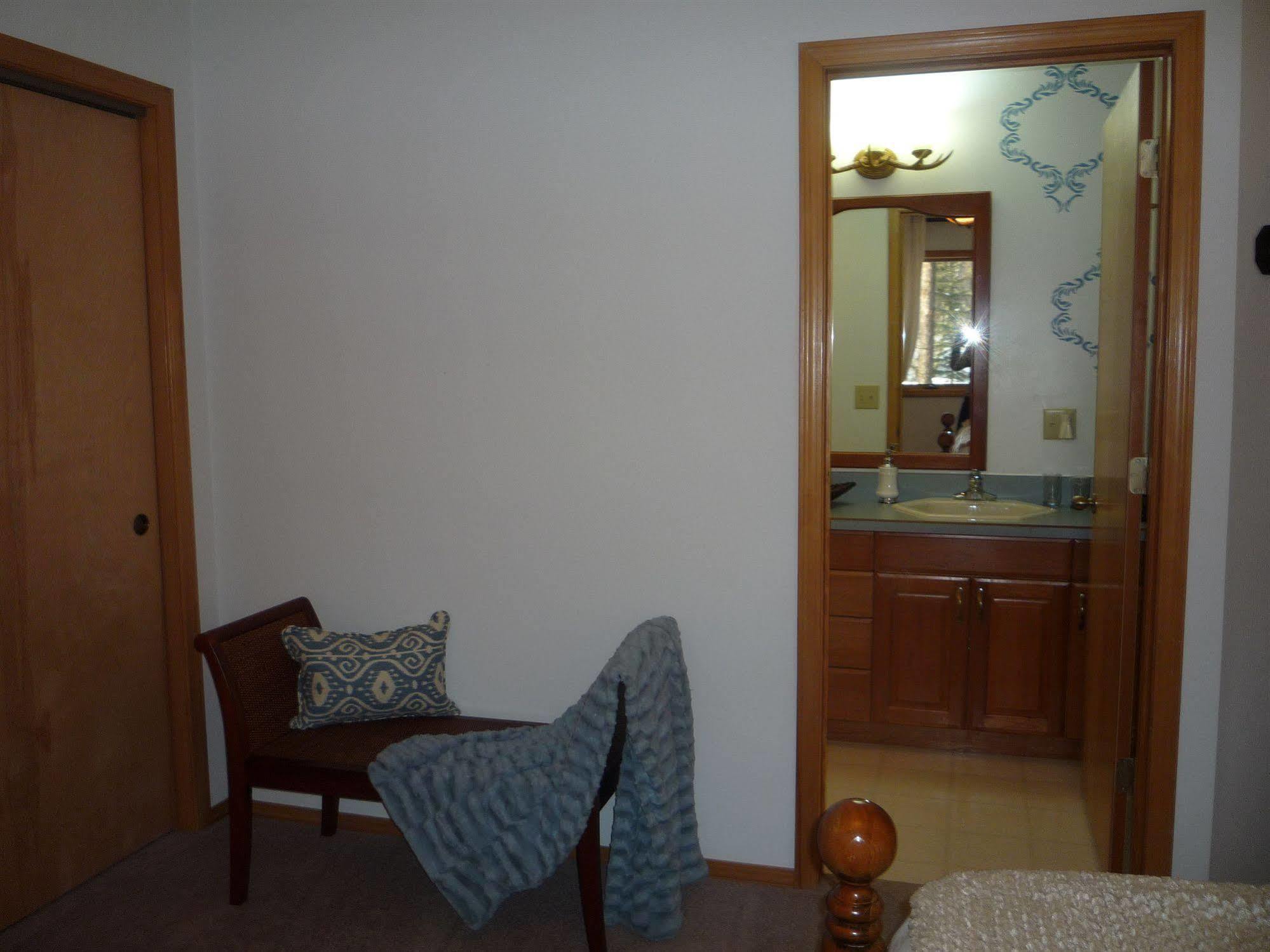 Meadow Lake View Bed And Breakfast 컬럼비아 폴스 외부 사진