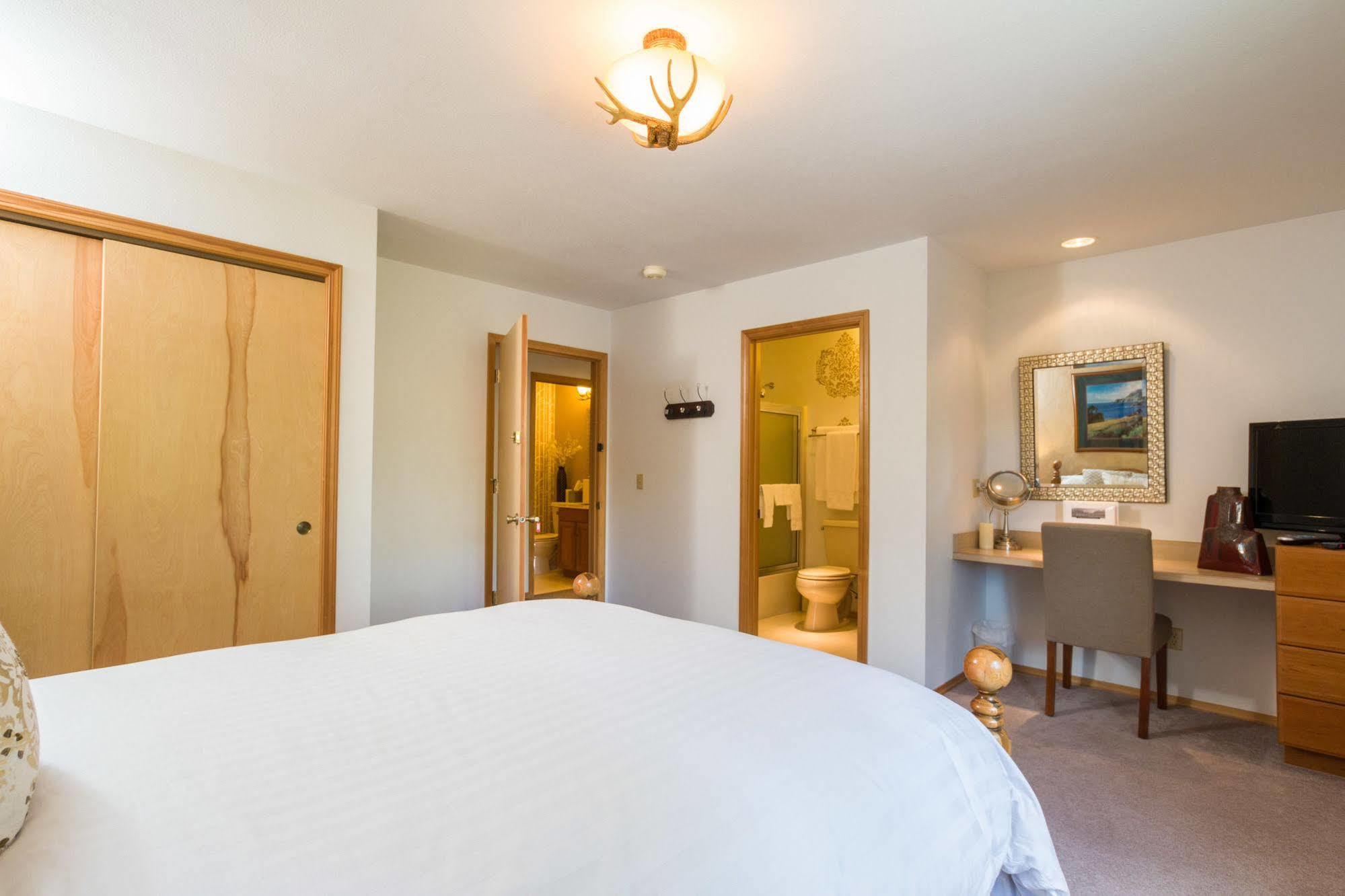 Meadow Lake View Bed And Breakfast 컬럼비아 폴스 외부 사진