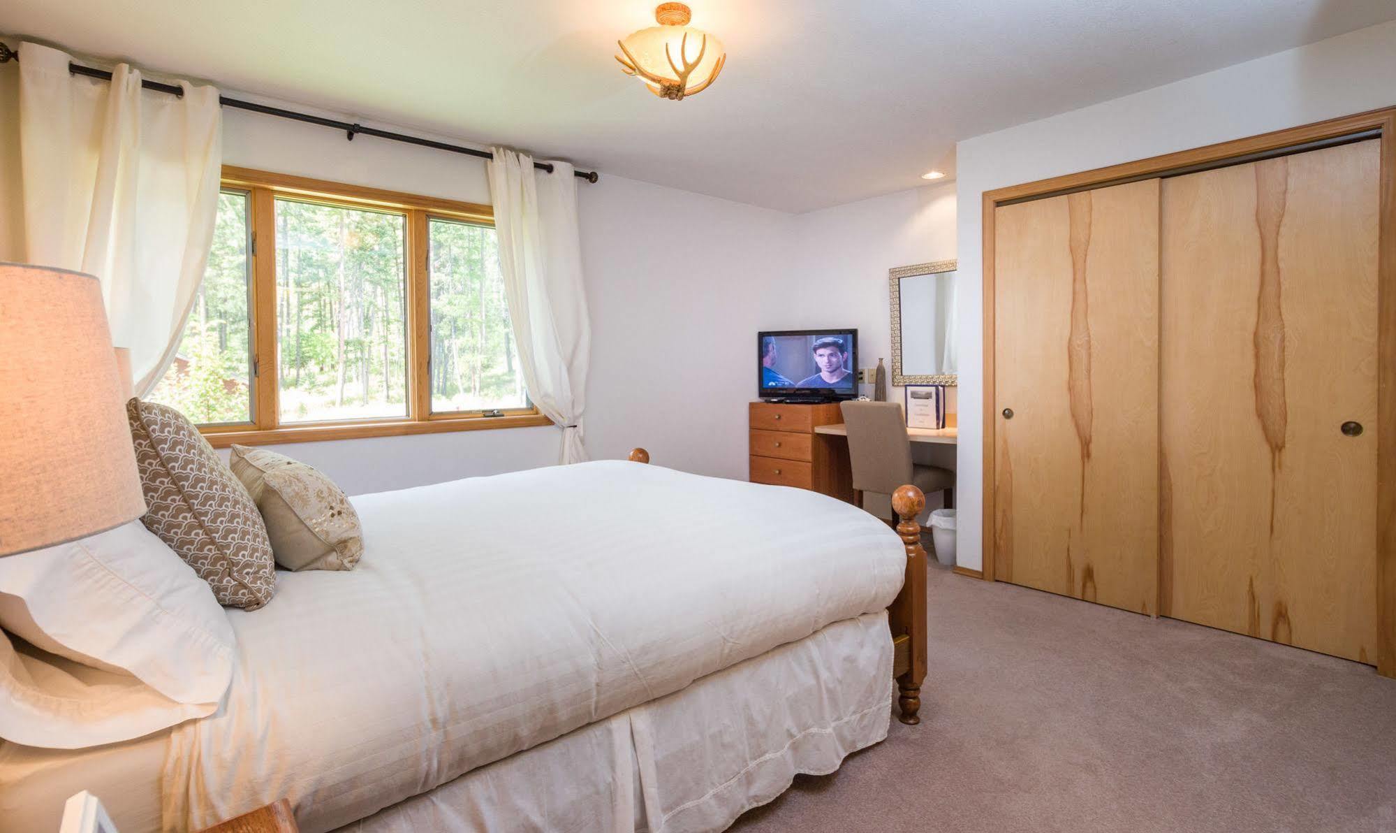 Meadow Lake View Bed And Breakfast 컬럼비아 폴스 외부 사진